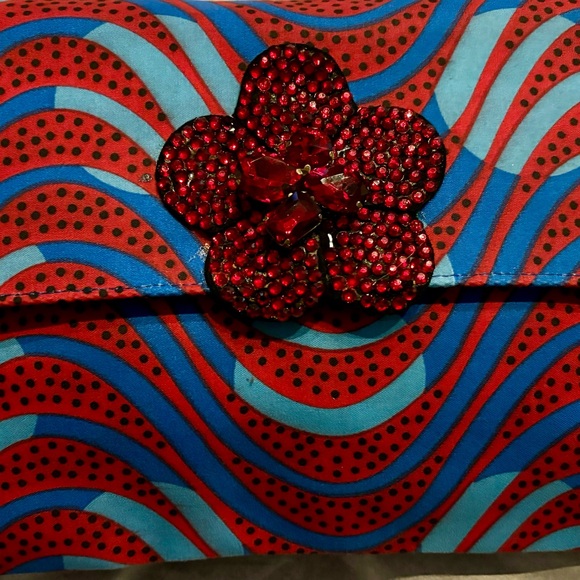 Red and Blue clutch Bag with Versatile Style - Picture 4 of 5